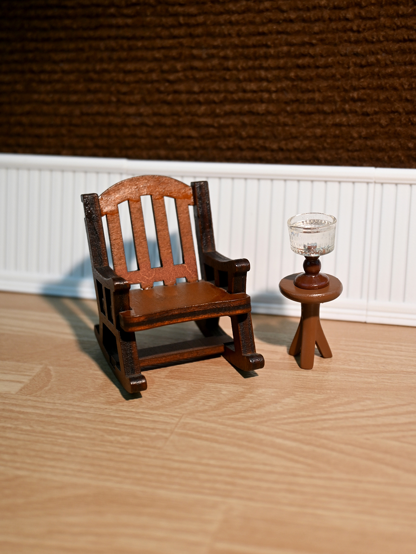 Miniature Rocking Chair, Minia - Photography Product avis et prix