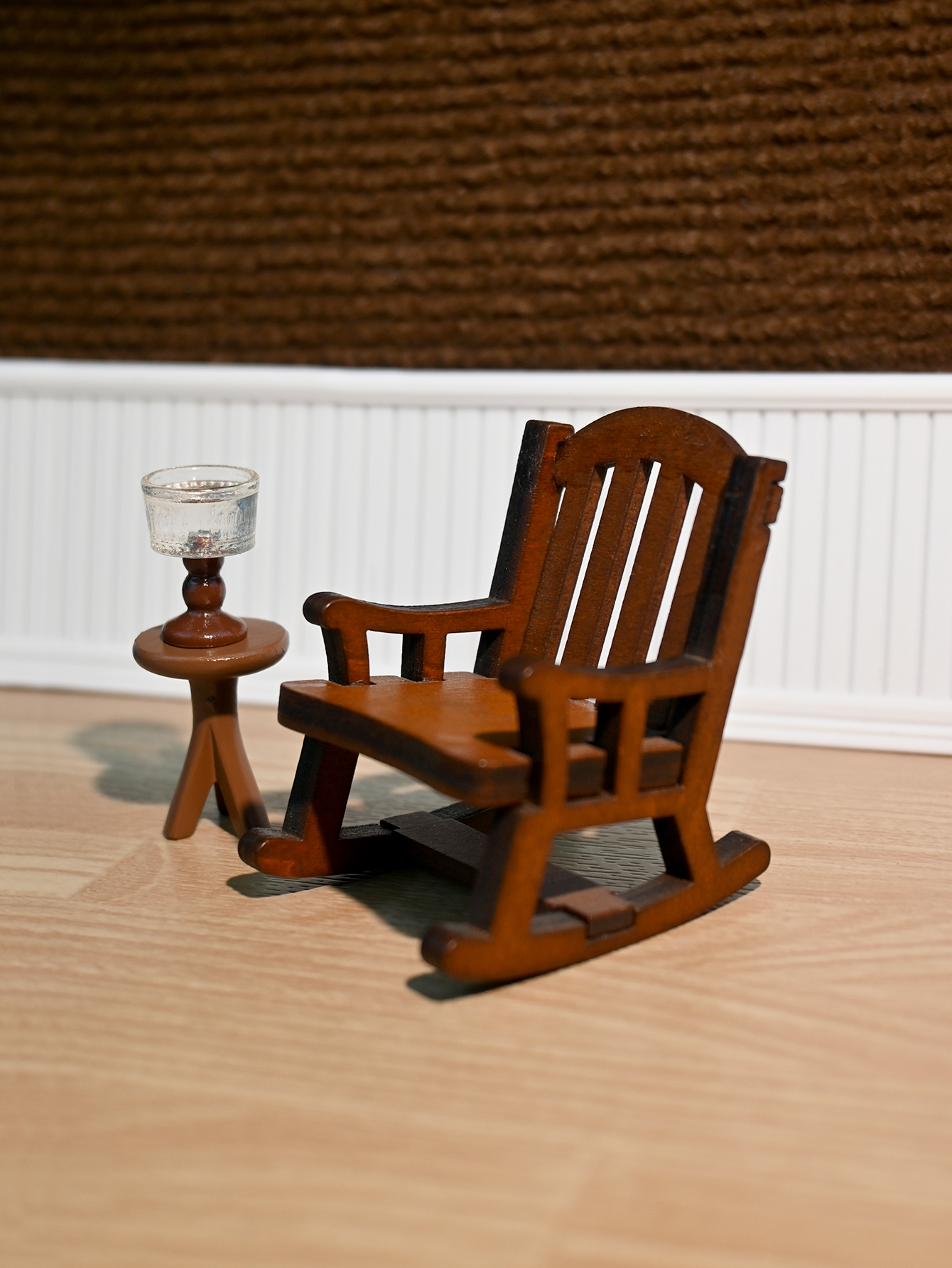 Miniature Rocking Chair, Minia - Photography Product avis et prix