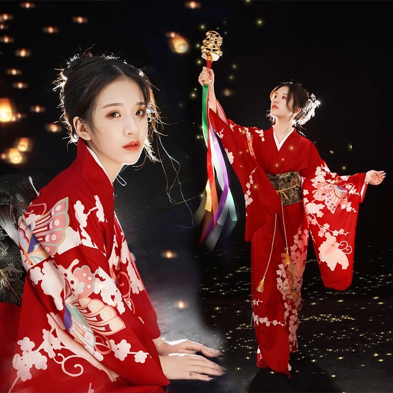 Dark Elegant Girl Kimono Photo - Photography Vintage Style avis et prix